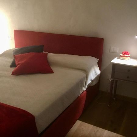 Torre Guinigi Luxury Loft Nel Centro Storico Di Lucca Apartment Exterior foto