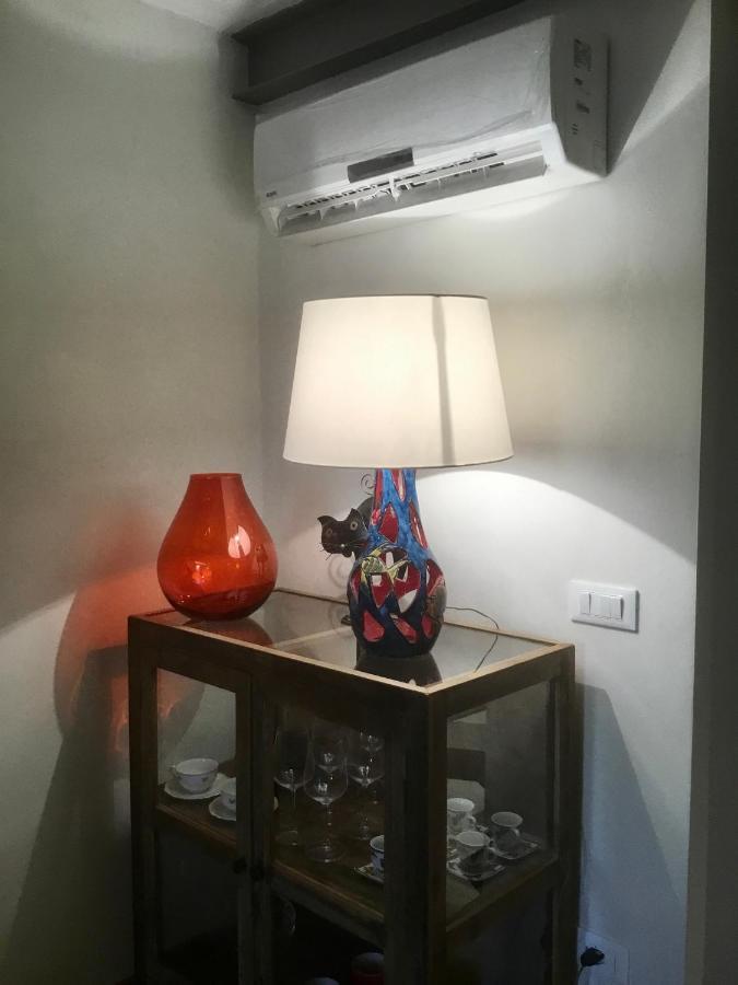 Torre Guinigi Luxury Loft Nel Centro Storico Di Lucca Apartment Exterior foto