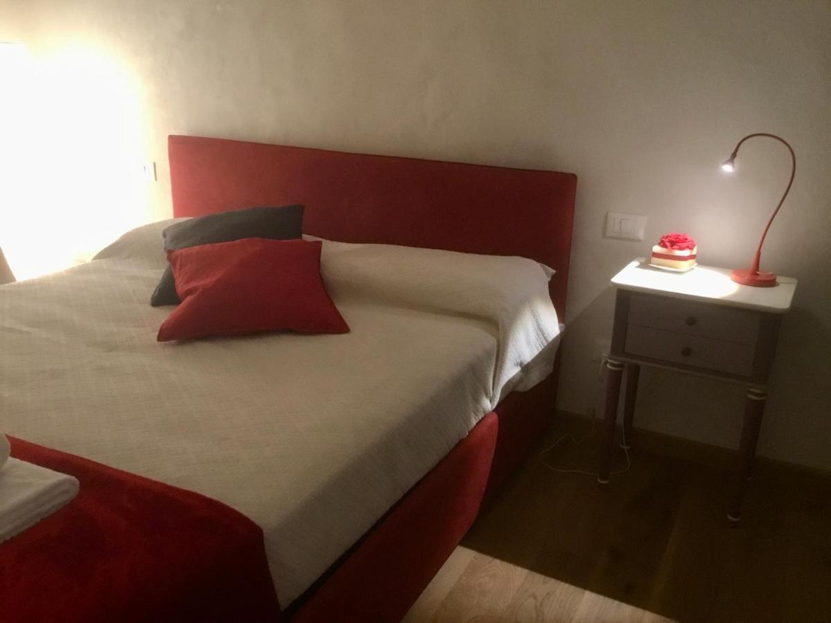 Torre Guinigi Luxury Loft Nel Centro Storico Di Lucca Apartment Exterior foto